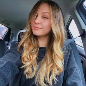 Meet your Posher, Carinne